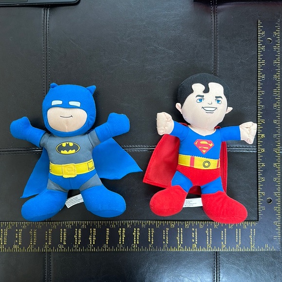 DC Super Friends Batman & Superman plush - Picture 8 of 10